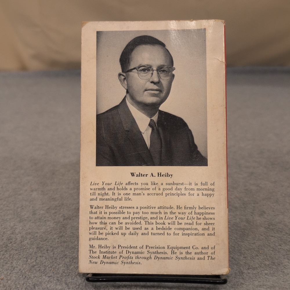 Live Your Life Maxims on the Fine‎ Art of Living Walter A Heiby 1971 Paperback - Picture 2 of 4